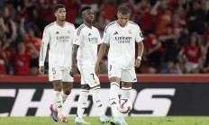 半岛体育活动-皇家社会惨遭淘汰，欧冠赛季令人遗憾