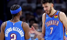 半岛体育网页版登录入口-爵士队交易总裁雷霆队遭遇财政困难回到德州的简单介绍