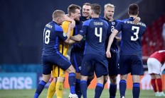 半岛体育app-欧预赛收官战：瑞典小组第一晋级，乌克兰惨遭淘汰的简单介绍