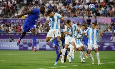 半岛体育电竞-波尔多队领队发表战术调整声明