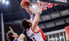 半岛体育网页版入口-关于里尔前锋重伤：医生呼吁小心保护球员的信息