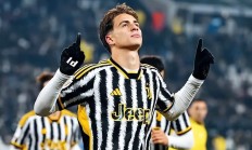 关于法兰克福连续主场失利，形势越发严峻的信息