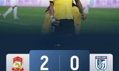 半岛体育直播-包含上港主场失利，积分领跑位置被一举领先的词条