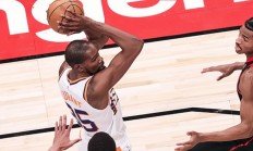 半岛体育活动-包含猛龙胜魔术，客场实力将优势发挥到极致的词条