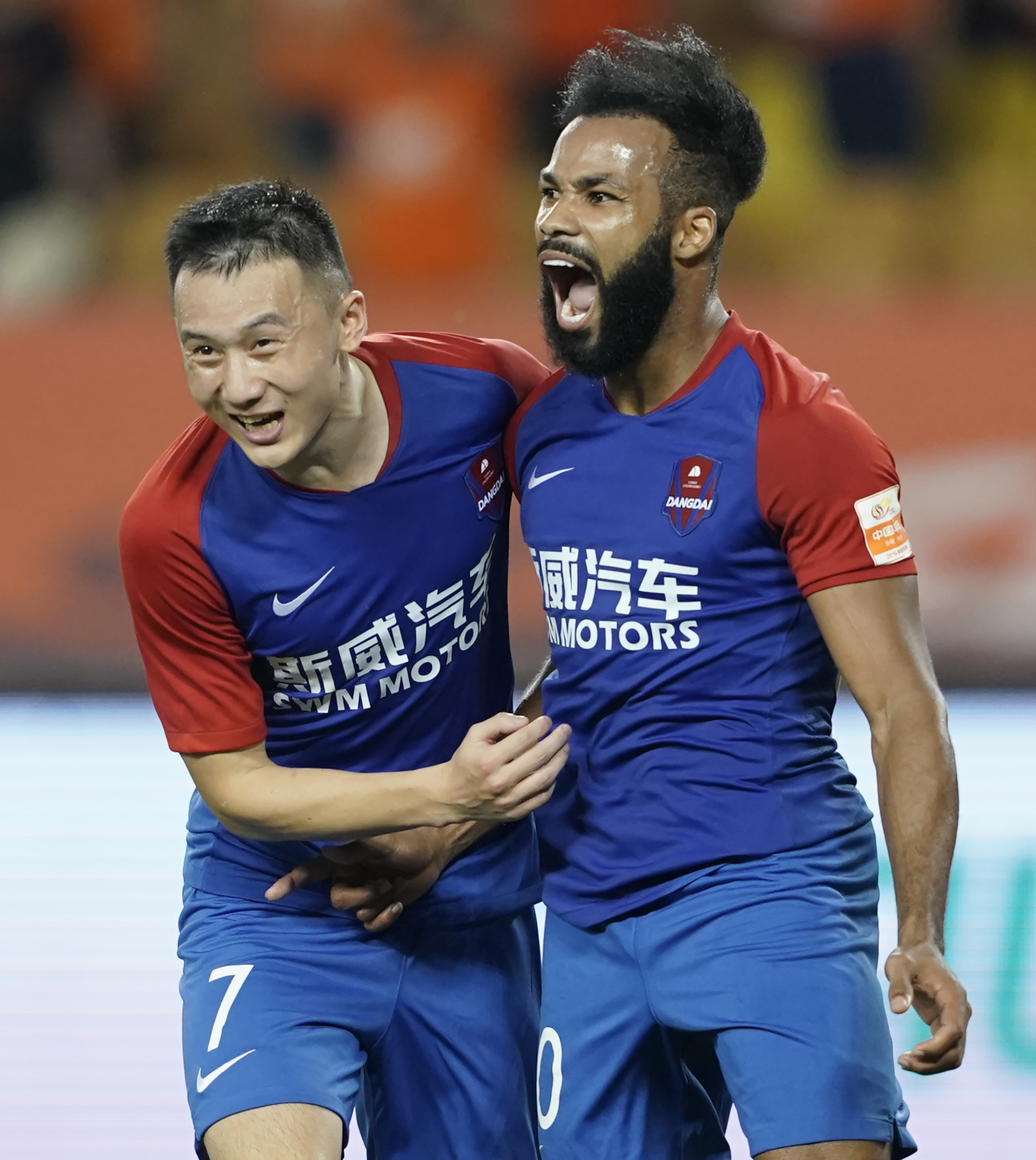 神来之战：武汉卓尔战胜重庆斯威的简单介绍