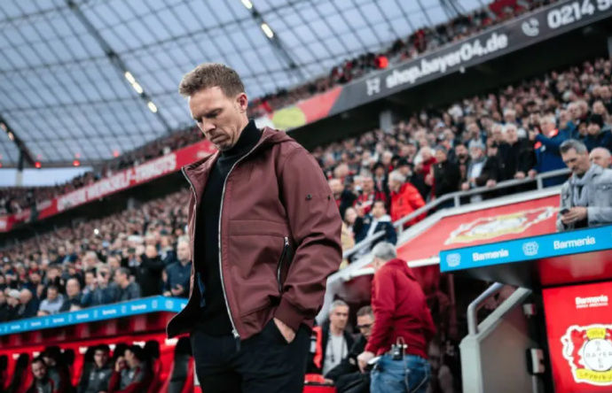 球队内部成员出现不和谐状况,需解决矛盾 球队内部成员出现不和谐状况,需解决矛盾