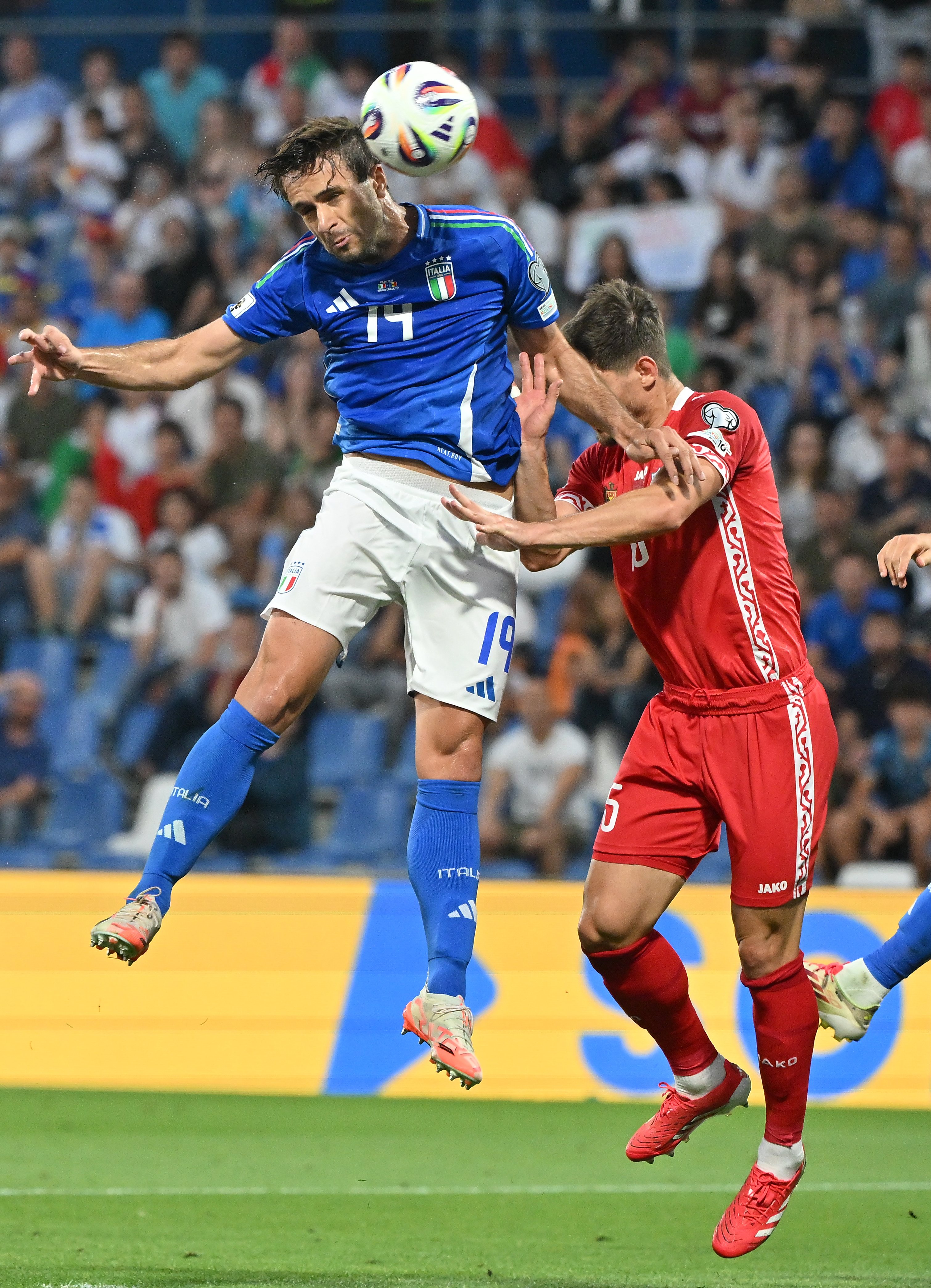 关于荷兰遭遇意大利，死守进球仍难取胜的信息