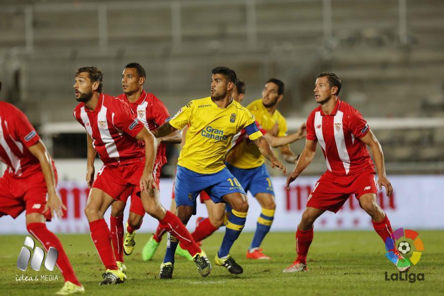 塞维利亚逆转希洪童，客场获胜