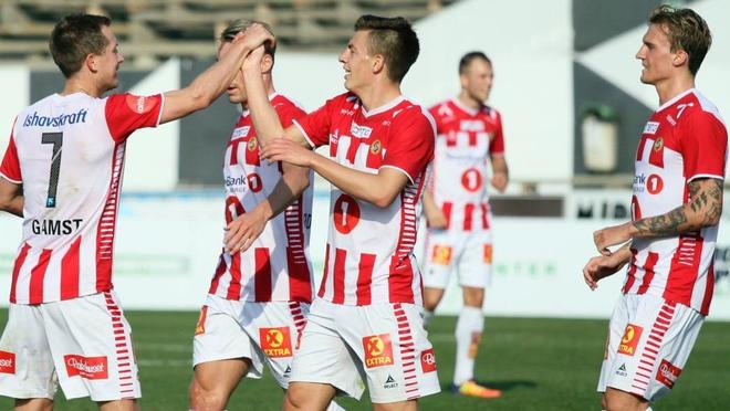 包含格拉纳达客场失利,遭遇连败的词条 包含格拉纳达客场失利,遭遇连败的词条