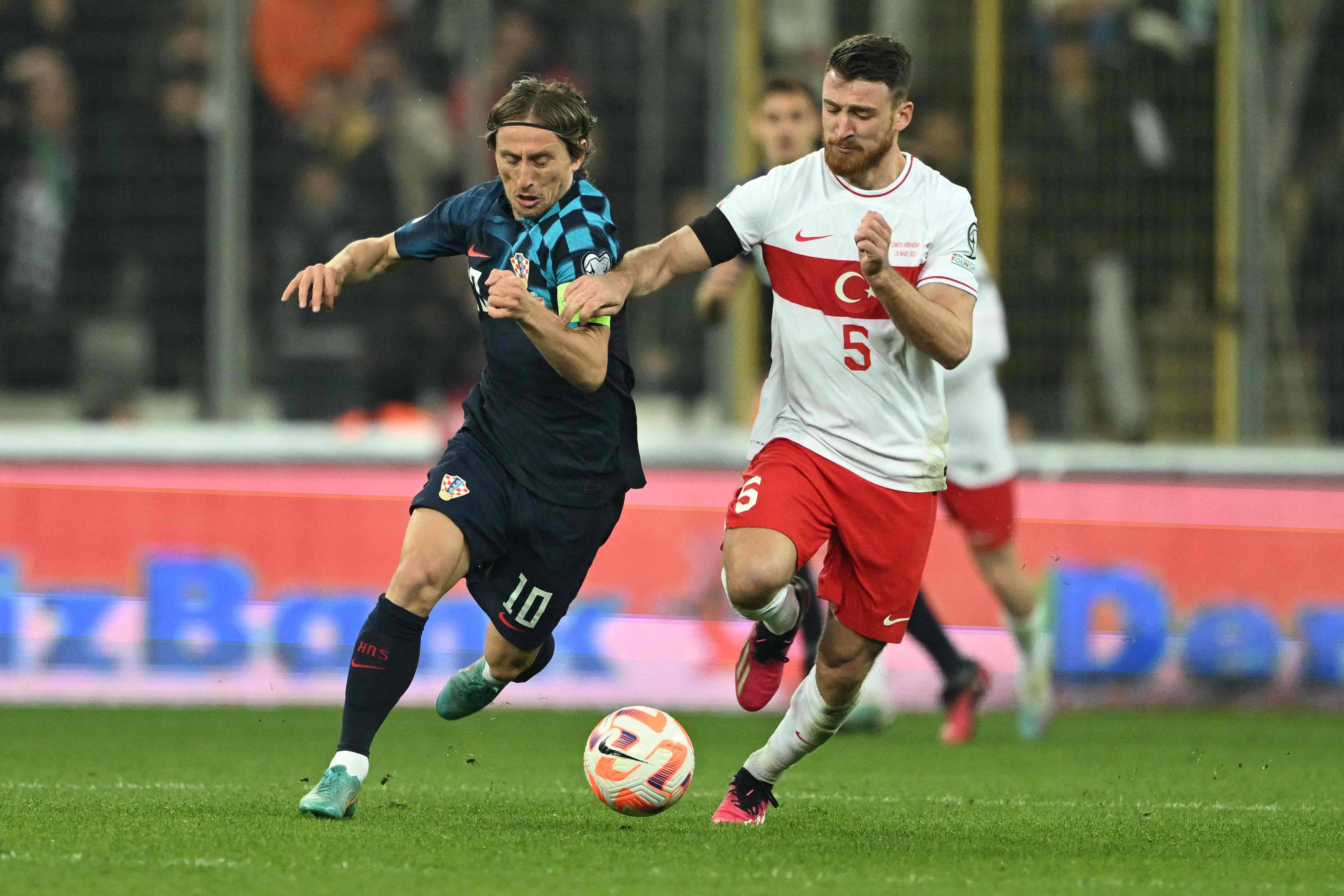 瑞典队在欧洲杯预选赛中战胜克罗地亚 瑞典队在欧洲杯预选赛中战胜克罗地亚