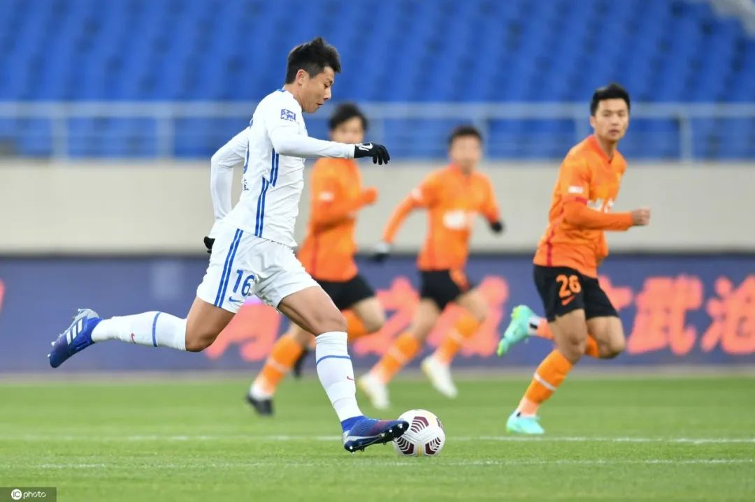 雄狮连胜收获三连胜,季后赛前景大好的简单介绍 雄狮连胜收获三连胜,季后赛前景大好的简单介绍