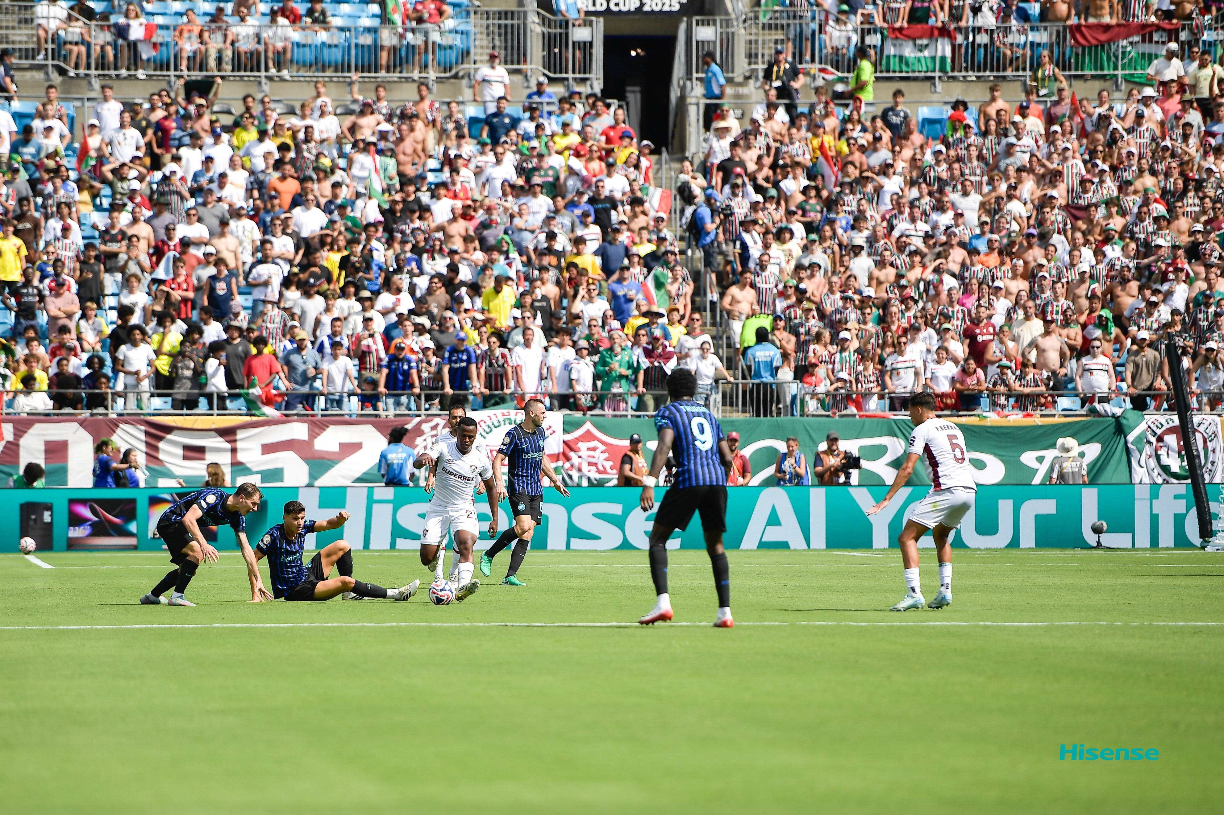 皇家社会惨遭淘汰,欧冠赛季令人遗憾 皇家社会惨遭淘汰,欧冠赛季令人遗憾