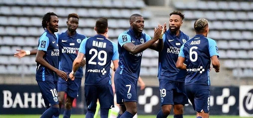 包含勒阿弗尔队在场上表现抢眼,大胜对手的词条 包含勒阿弗尔队在场上表现抢眼,大胜对手的词条