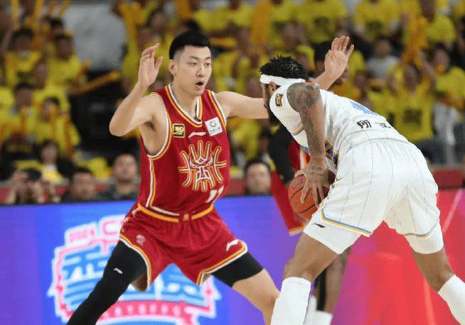 浙江男篮在昨天比赛中逆袭成功,绝地反击 浙江男篮在昨天比赛中逆袭成功,绝地反击