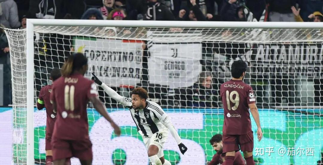 曼城横扫马赛,锁定欧冠小组第一 曼城横扫马赛,锁定欧冠小组第一