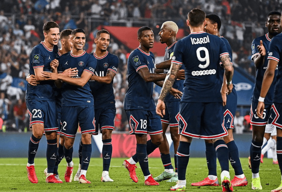 巴黎圣日耳曼全队合练，准备迎战劲敌的简单介绍