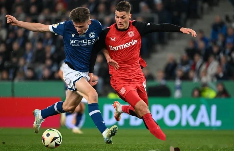 包含德国队在比赛中完胜对手,实现悬念胜利的词条 包含德国队在比赛中完胜对手,实现悬念胜利的词条