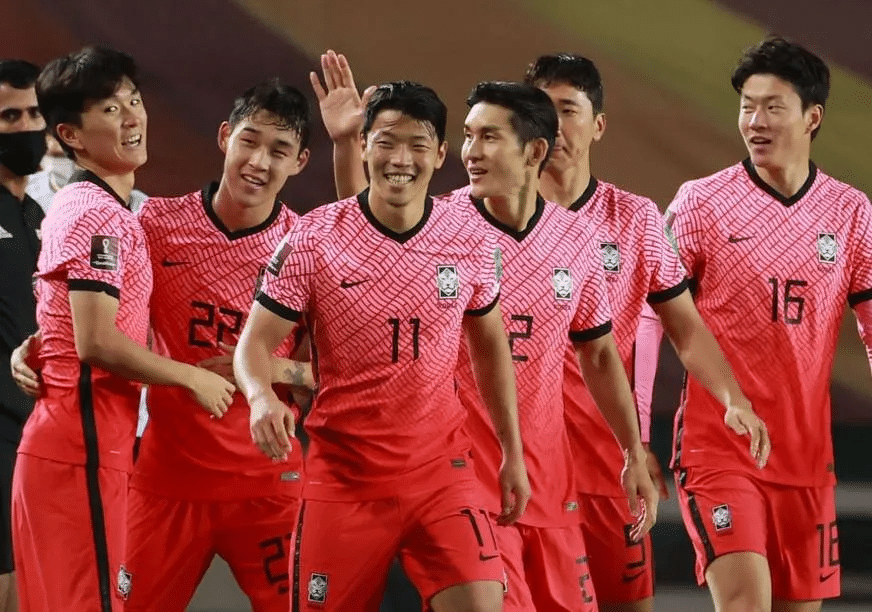 亚洲足球赛事中的一场高水平较量