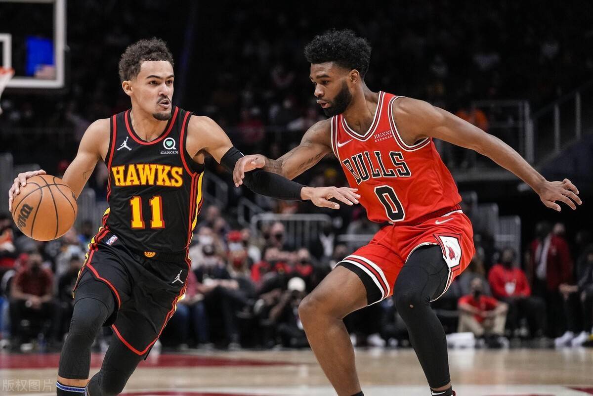 关于公牛内线悍将砍下两双，率队击败老鹰的信息