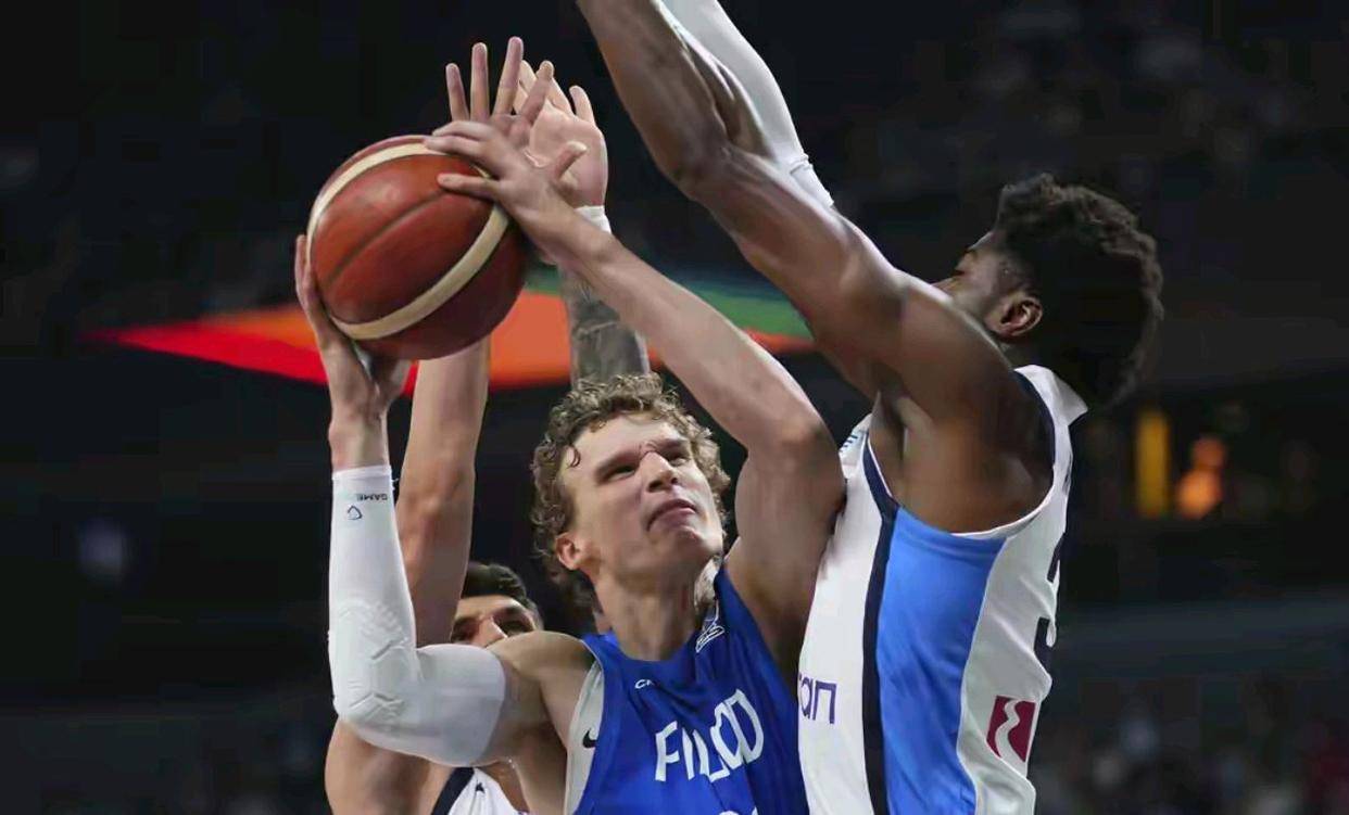 雄鹿胜马刺，字母哥再度砍下30+得分的简单介绍