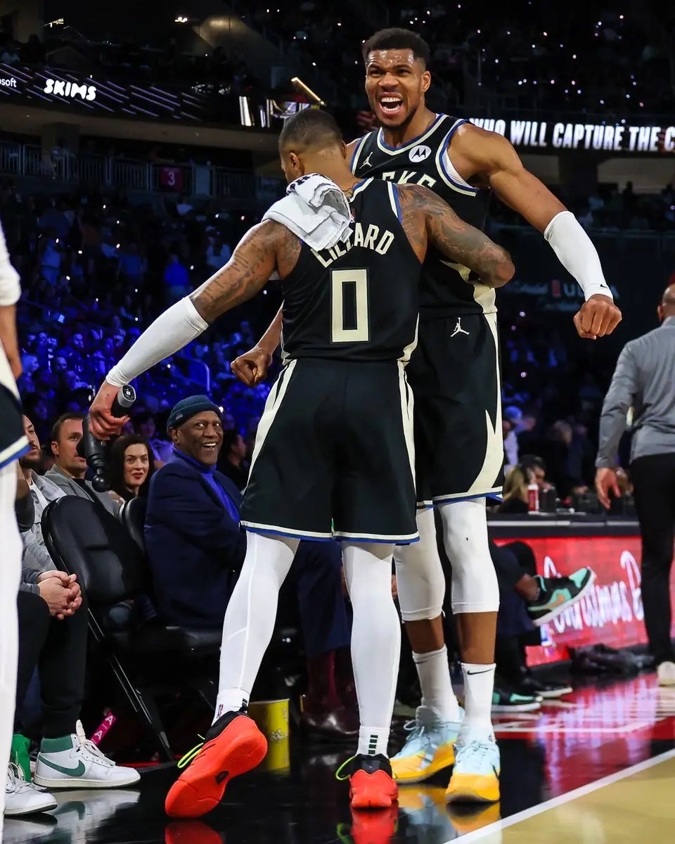 雄鹿主场大胜黄蜂,豪取三连胜壮大实力的简单介绍 雄鹿主场大胜黄蜂,豪取三连胜壮大实力的简单介绍